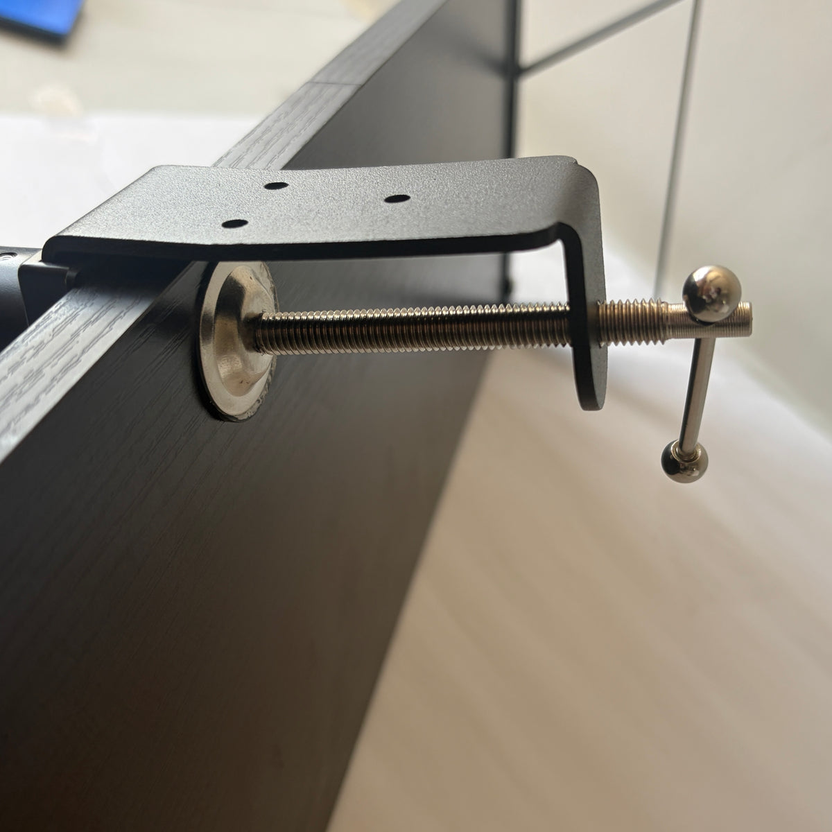 Arc clamp desk lamp by Voydesk, photo 3